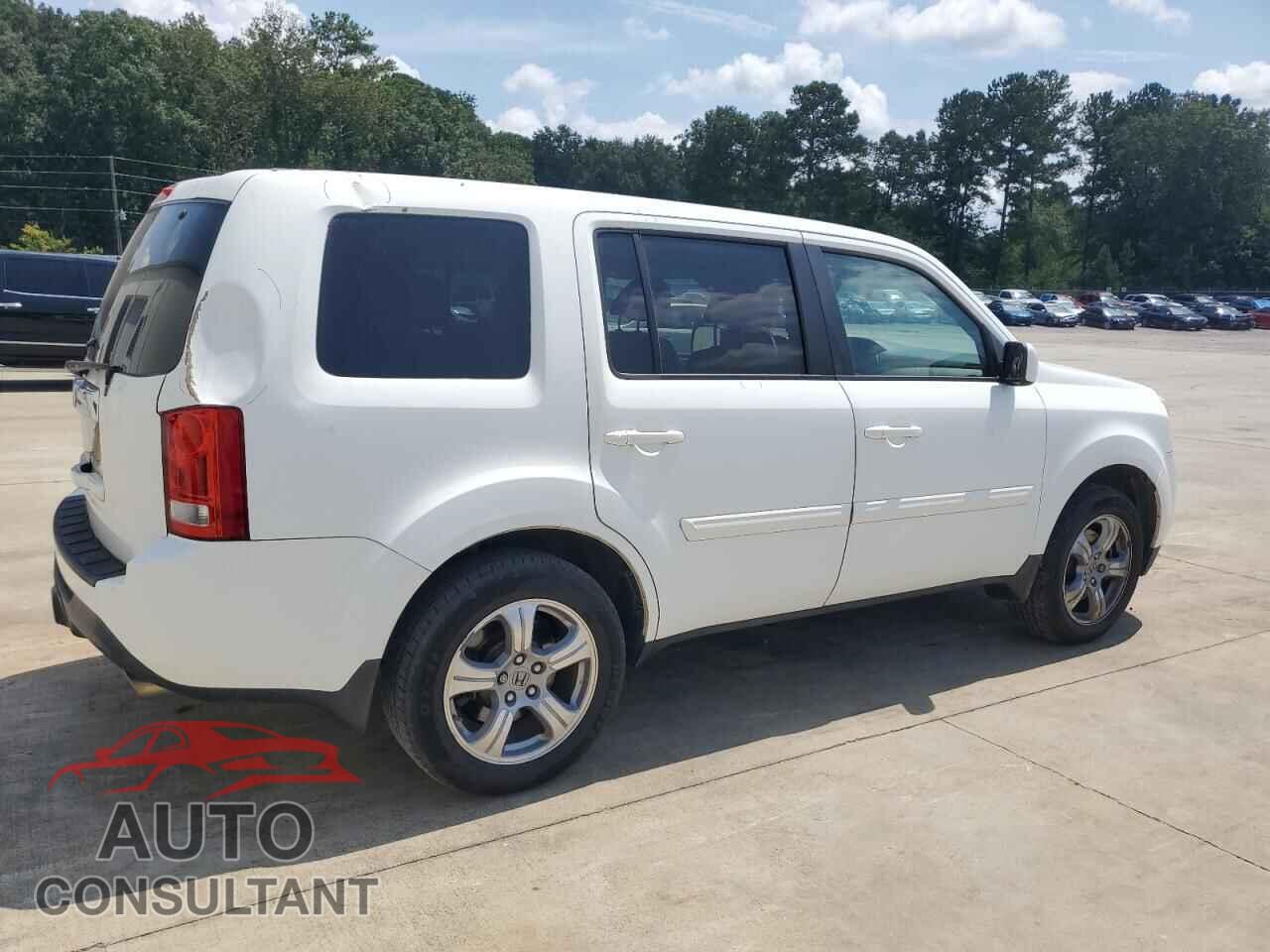 HONDA PILOT 2013 - 5FNYF3H51DB002995