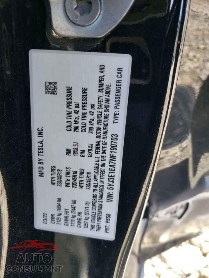 TESLA MODEL 3 2022 - 5YJ3E1EA7NF190703