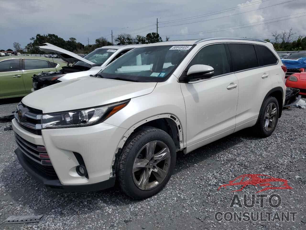 TOYOTA HIGHLANDER 2019 - 5TDDZRFH6KS746963