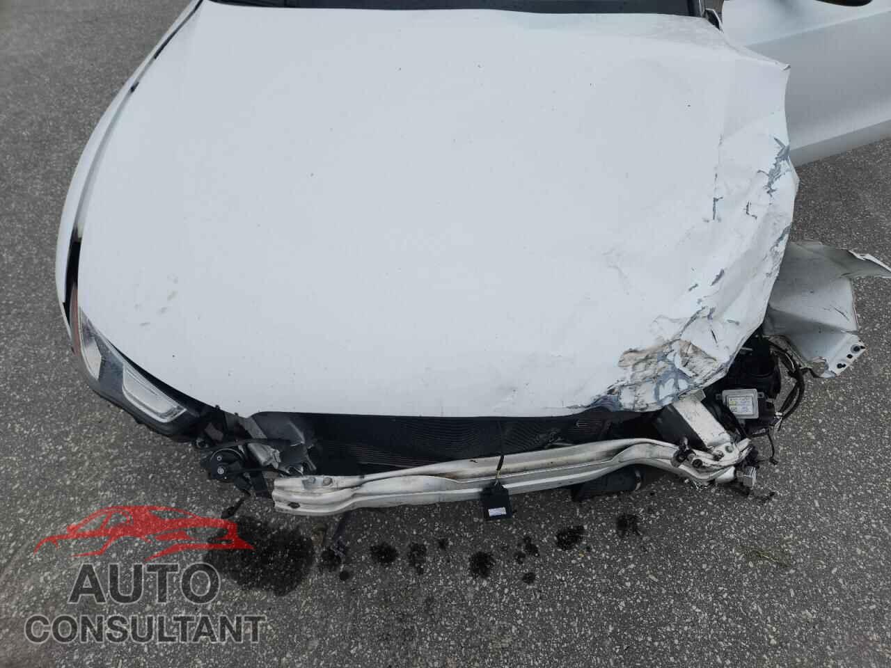 AUDI A5 2013 - WAUJFAFH3DN016320