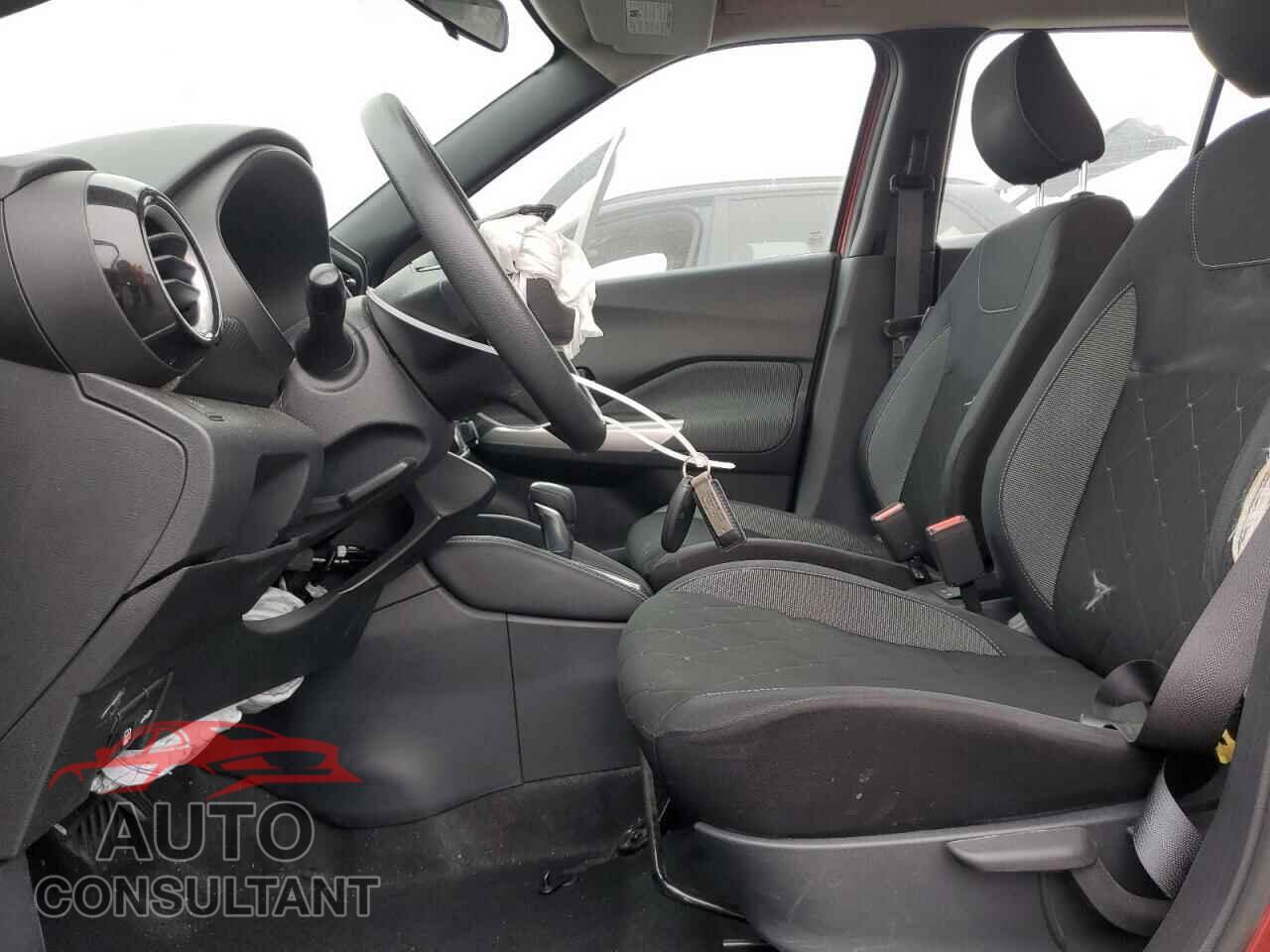 NISSAN KICKS 2019 - 3N1CP5CU3KL497994