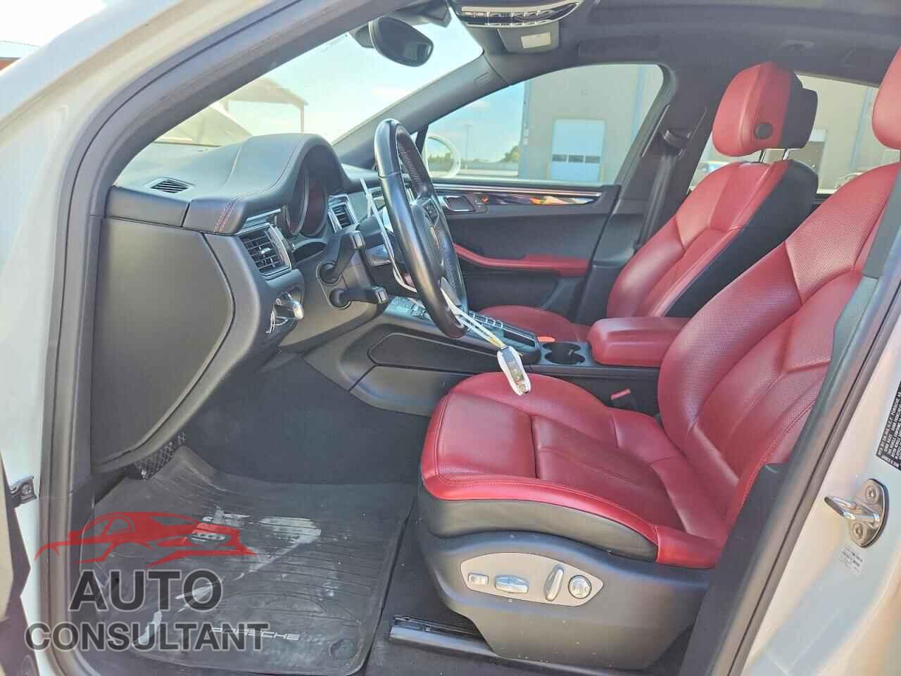 PORSCHE MACAN 2018 - WP1AB2A5XJLB36803