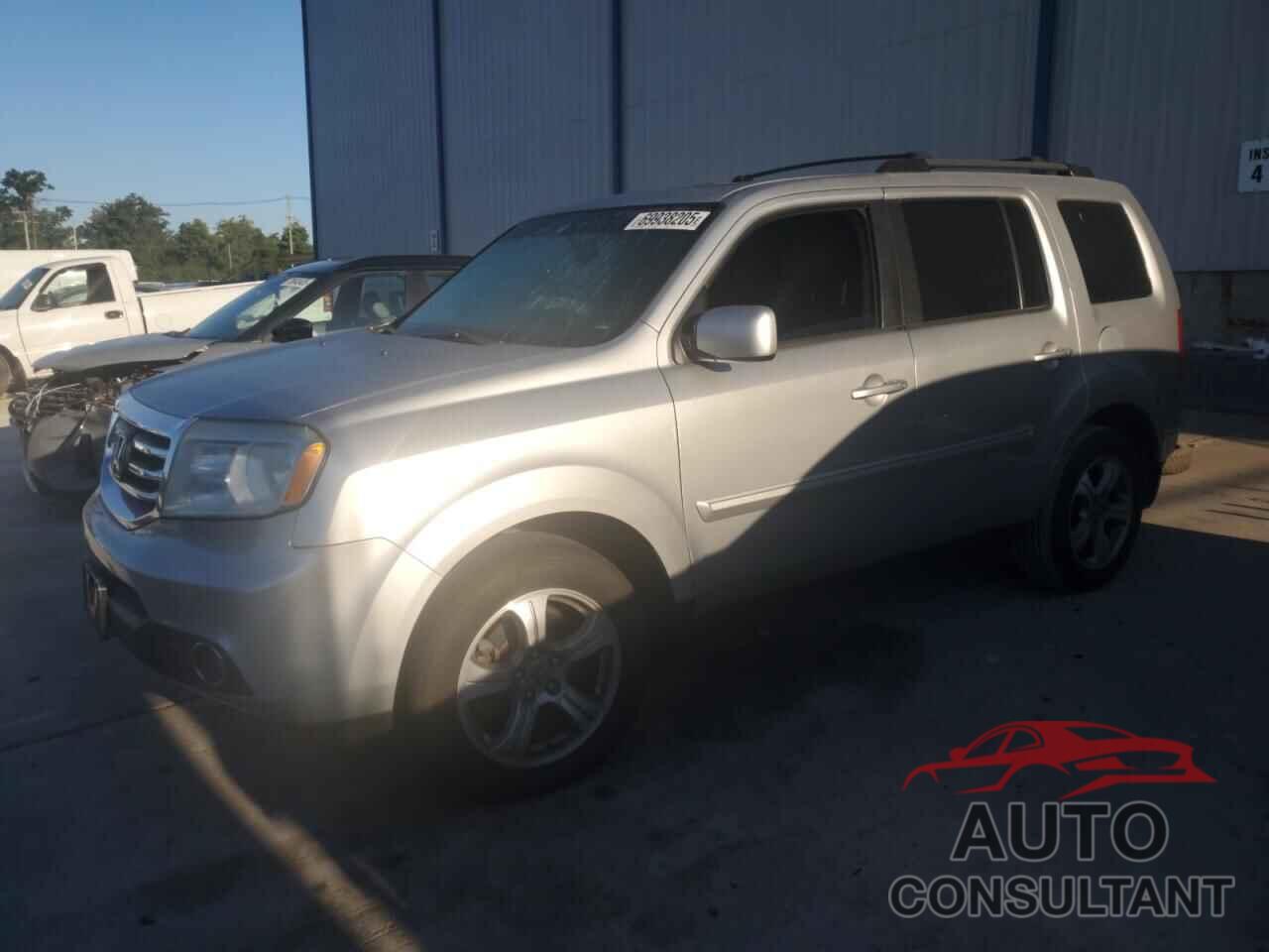 HONDA PILOT 2013 - 5FNYF4H64DB034855