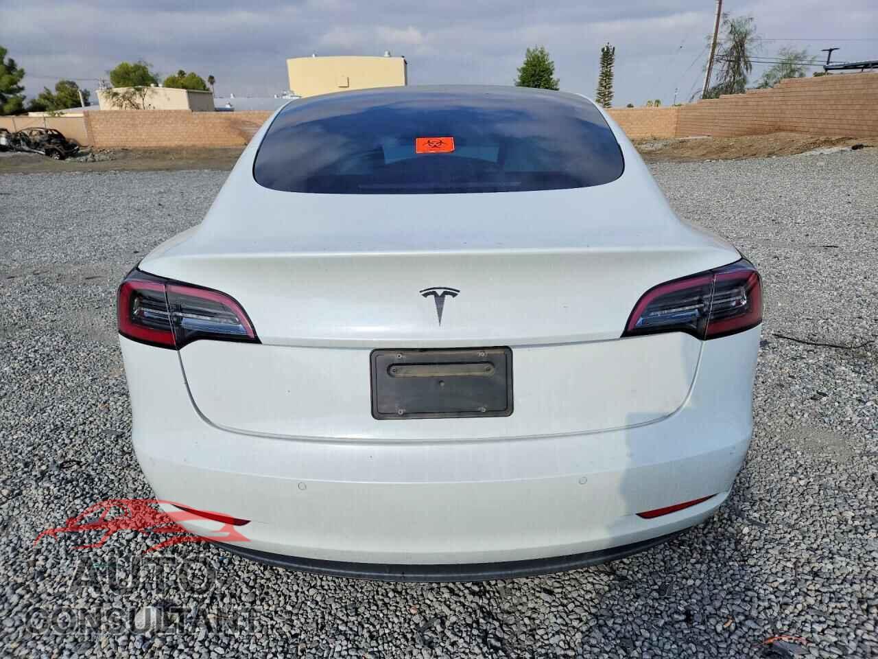 TESLA MODEL 3 2021 - 5YJ3E1EA1MF927599