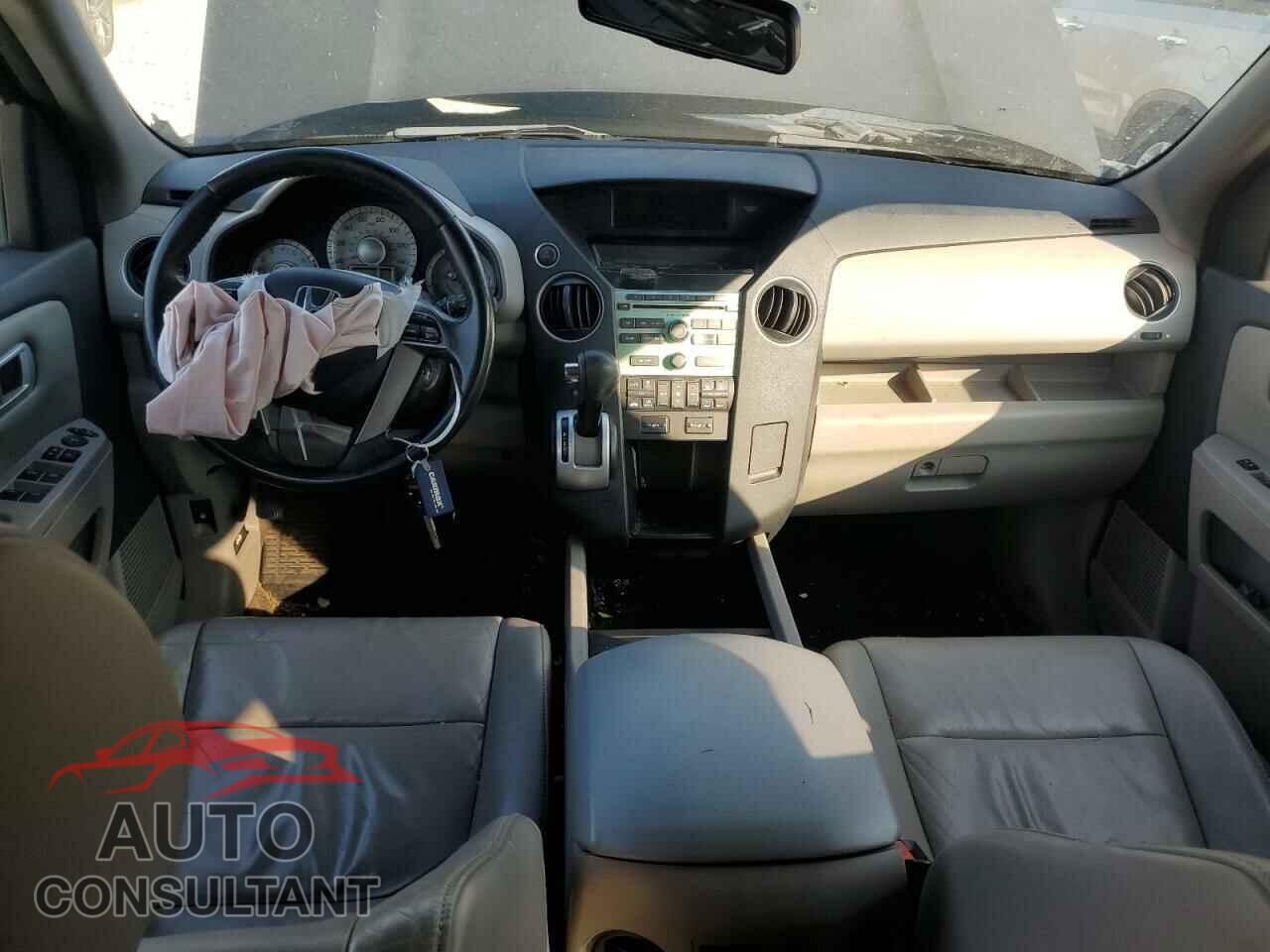 HONDA PILOT 2011 - 5FNYF3H53BB001926