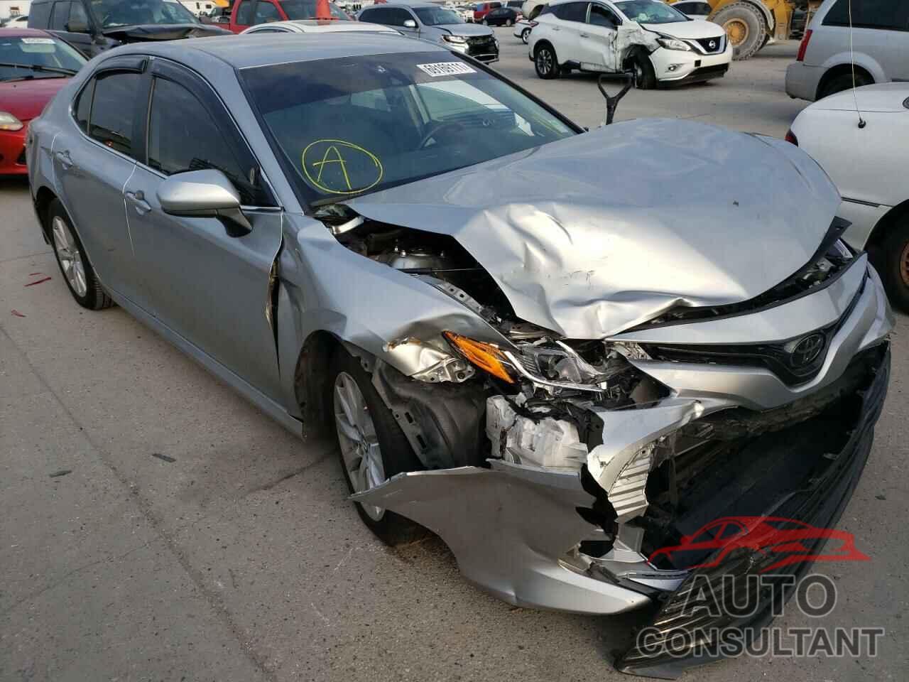TOYOTA CAMRY 2019 - 4T1B11HK2KU820377