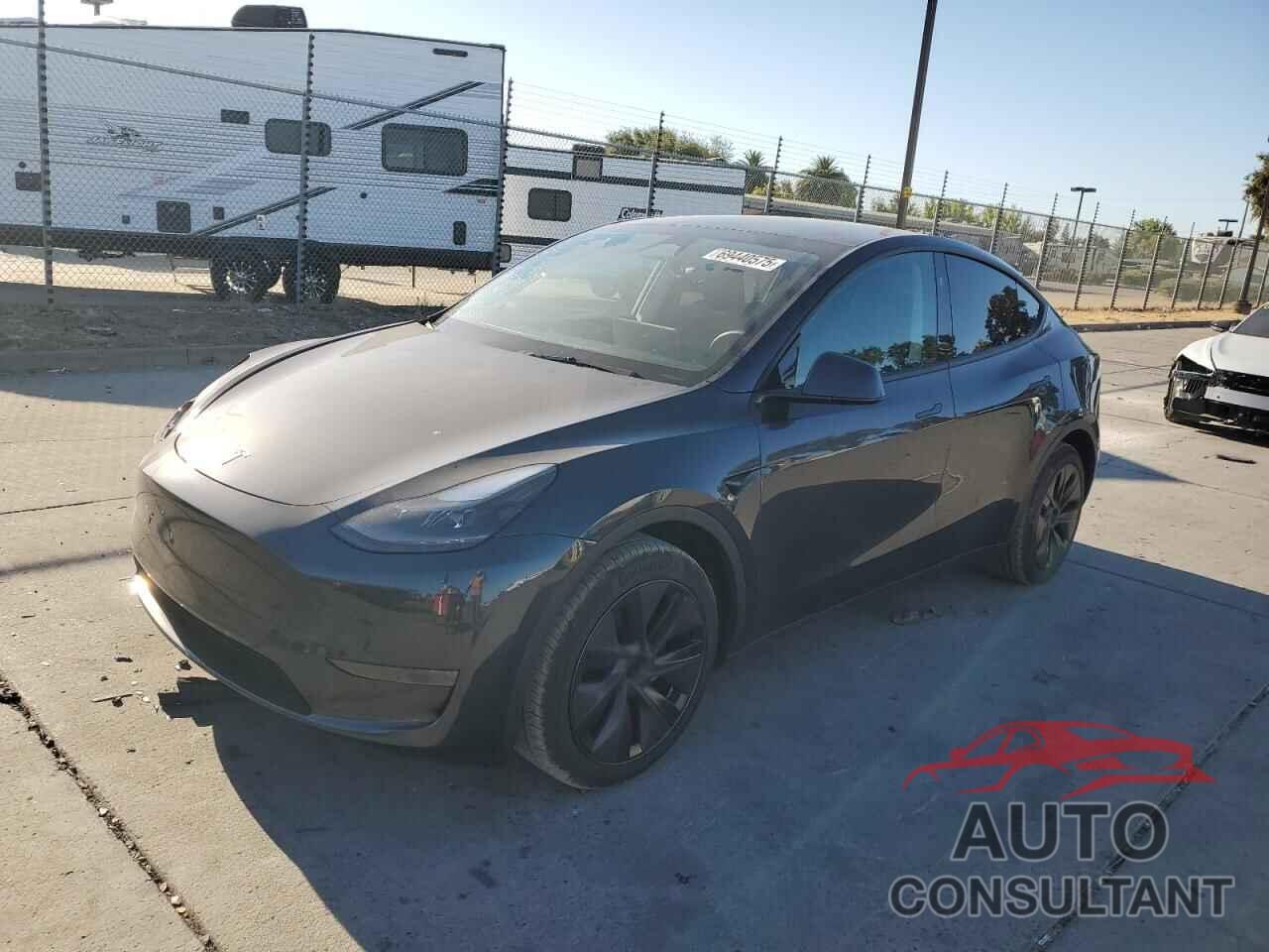 TESLA MODEL Y 2024 - 7SAYGDED4RF123352