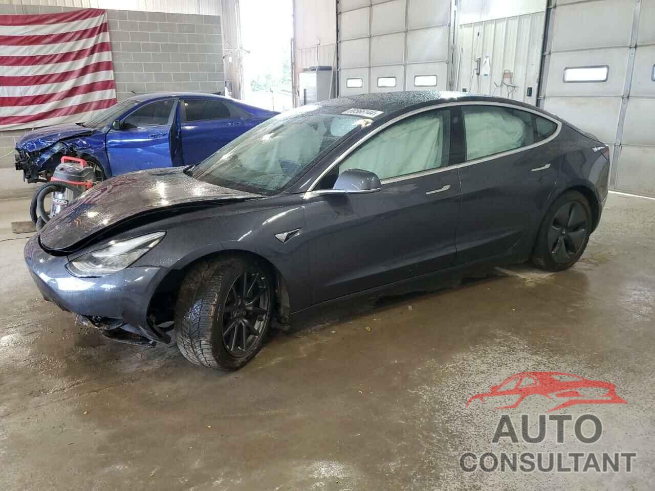 TESLA MODEL 3 2018 - 5YJ3E1EB2JF119234