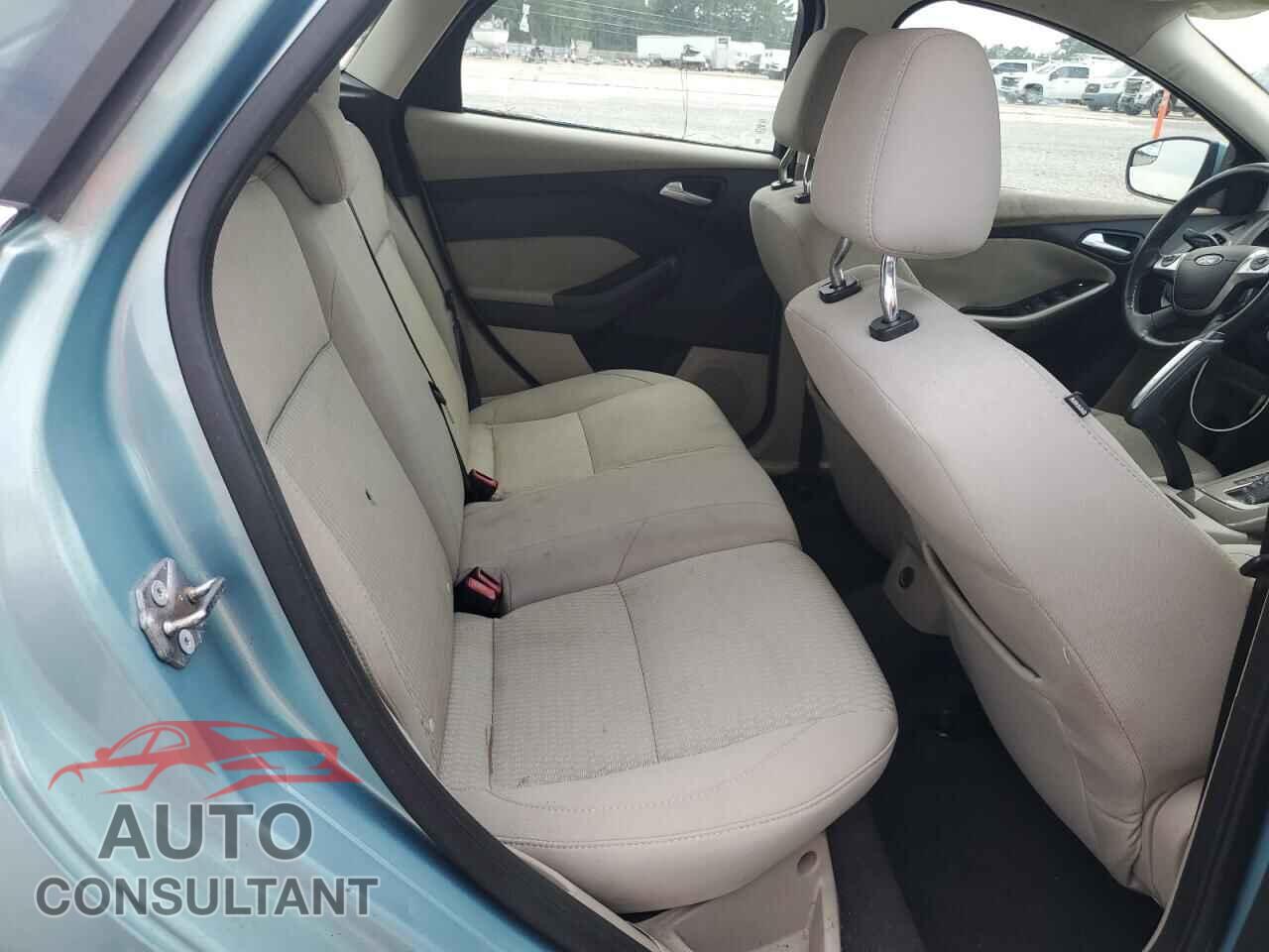 FORD FOCUS 2012 - 1FAHP3M29CL358718