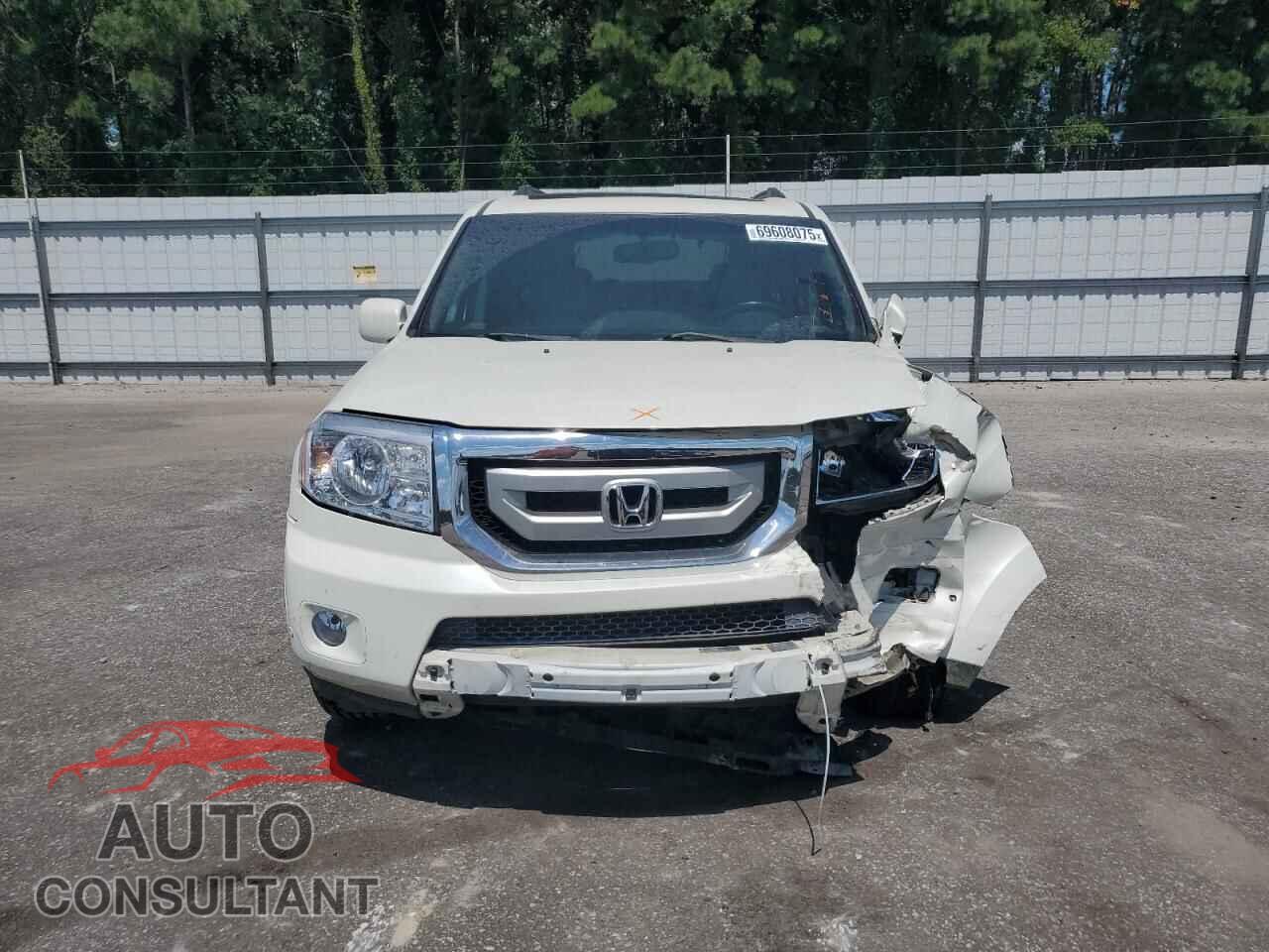 HONDA PILOT 2011 - 5FNYF4H95BB046889