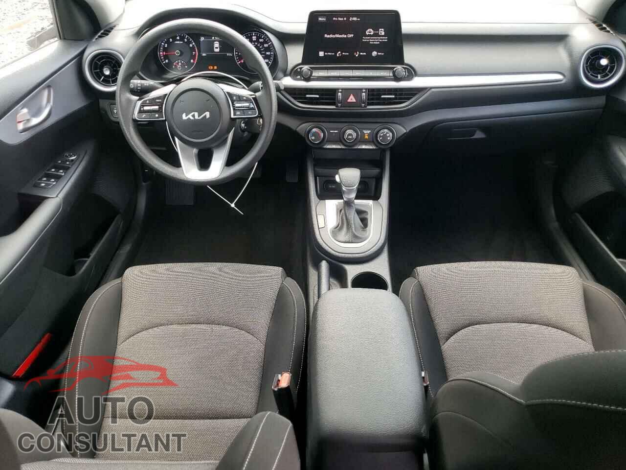 KIA FORTE 2024 - 3KPF24AD8RE758024