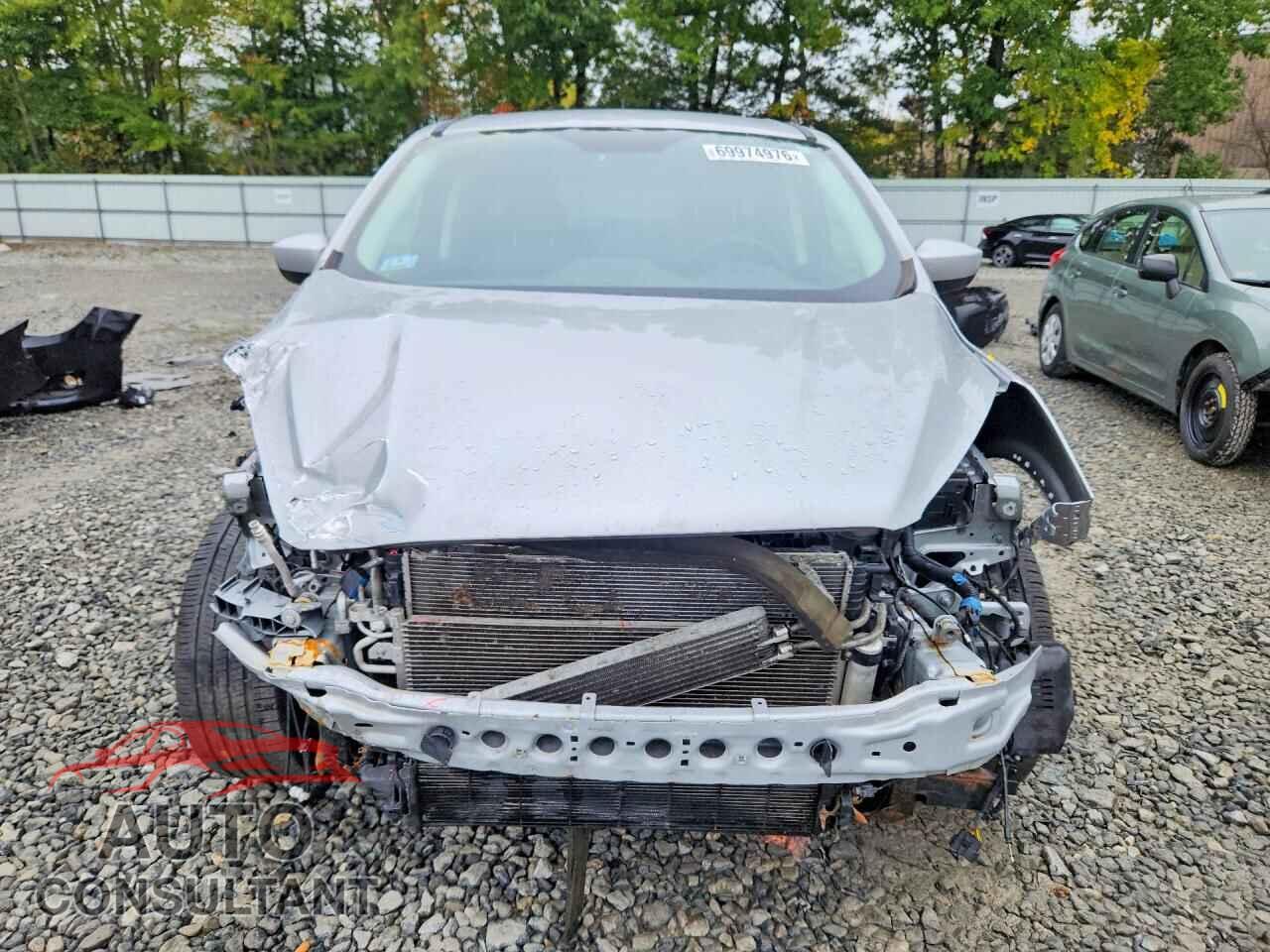 FORD ESCAPE 2019 - 1FMCU9GD1KUB17768