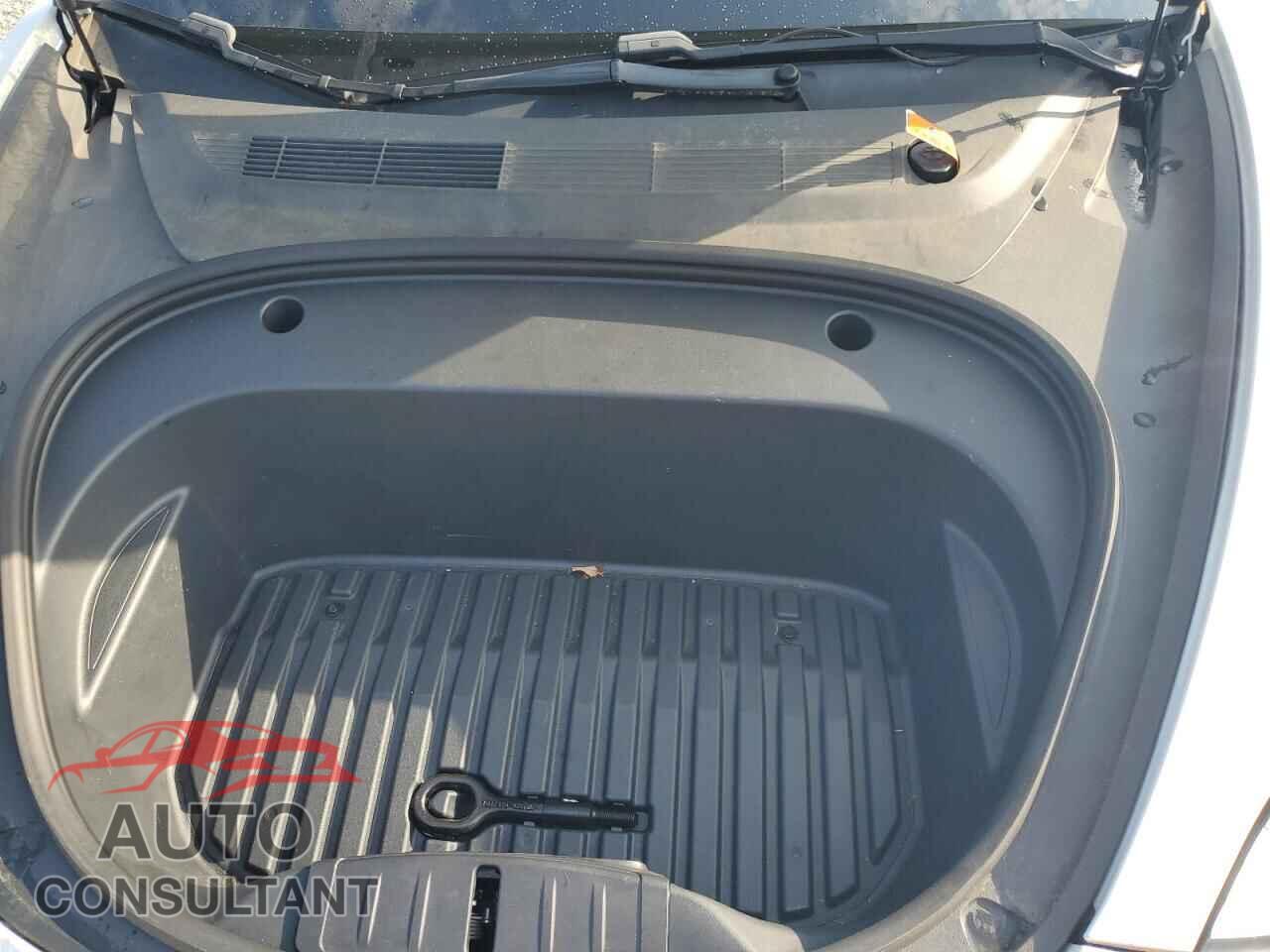 TESLA MODEL 3 2021 - 5YJ3E1EB5MF859087