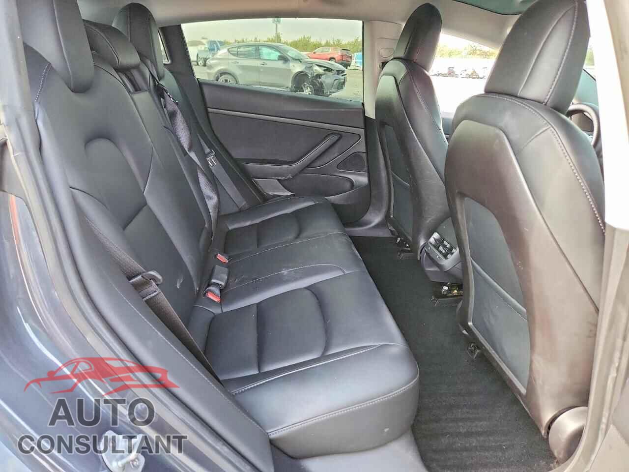 TESLA MODEL 3 2020 - 5YJ3E1EA9LF631681
