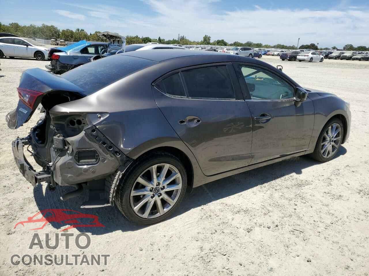 MAZDA 3 2017 - 3MZBN1V70HM124507