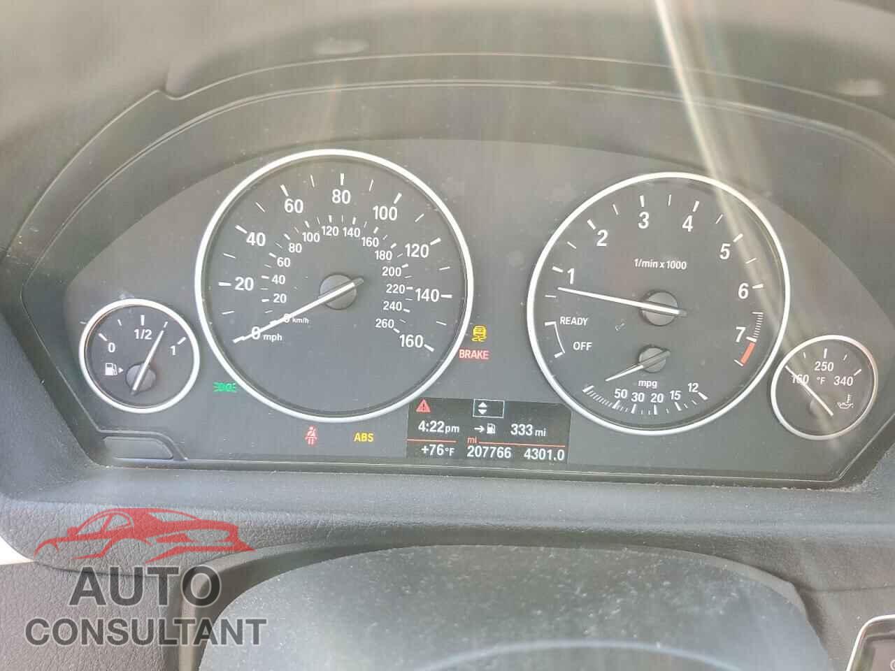 BMW 3 SERIES 2016 - WBA8A9C53GK622549