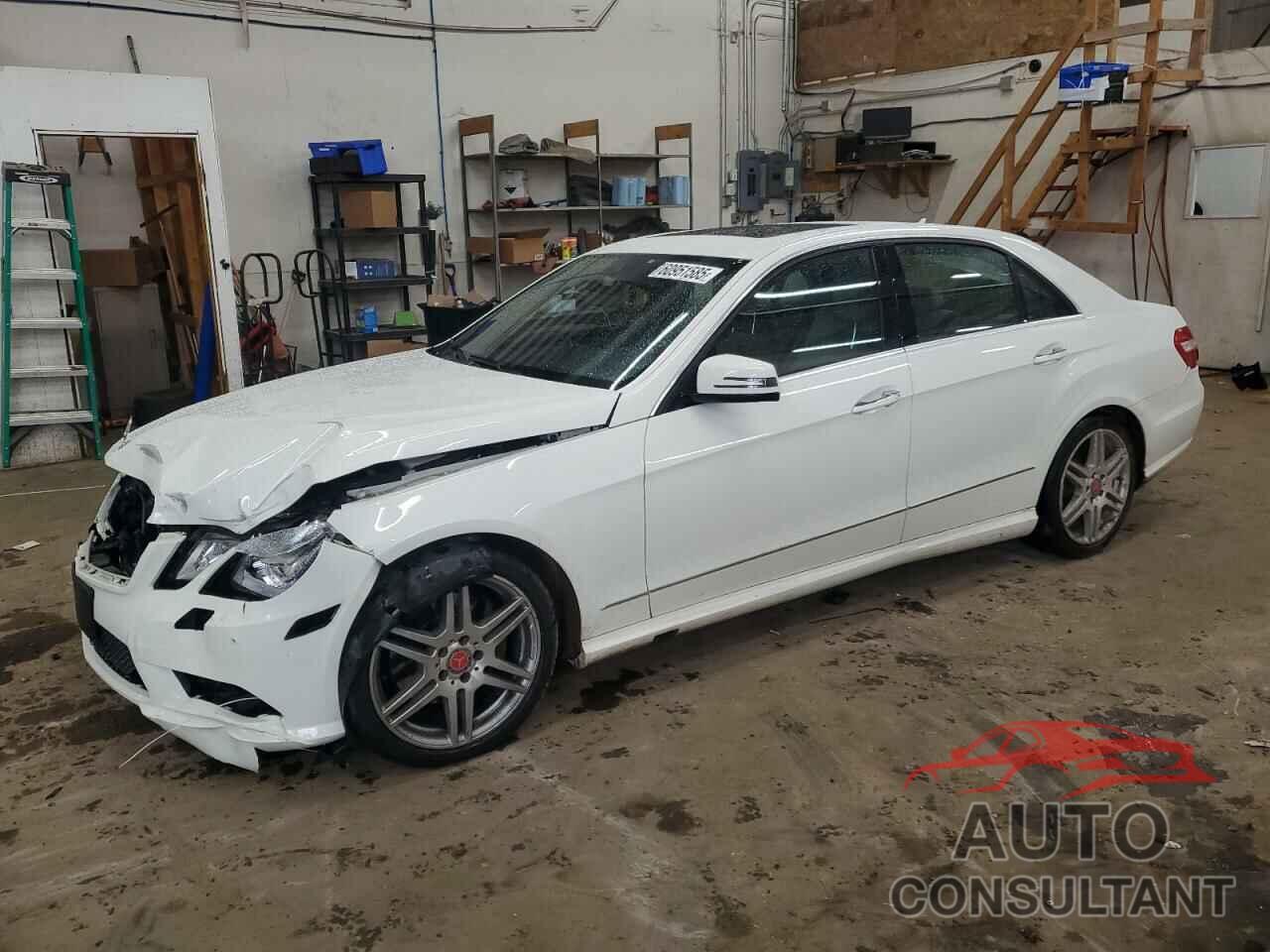 MERCEDES-BENZ E-CLASS 2010 - WDDHF8HBXAA105393