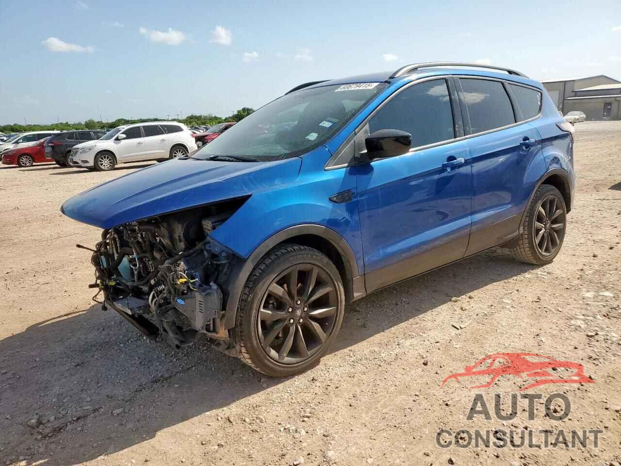 FORD ESCAPE 2017 - 1FMCU0GD0HUC24623