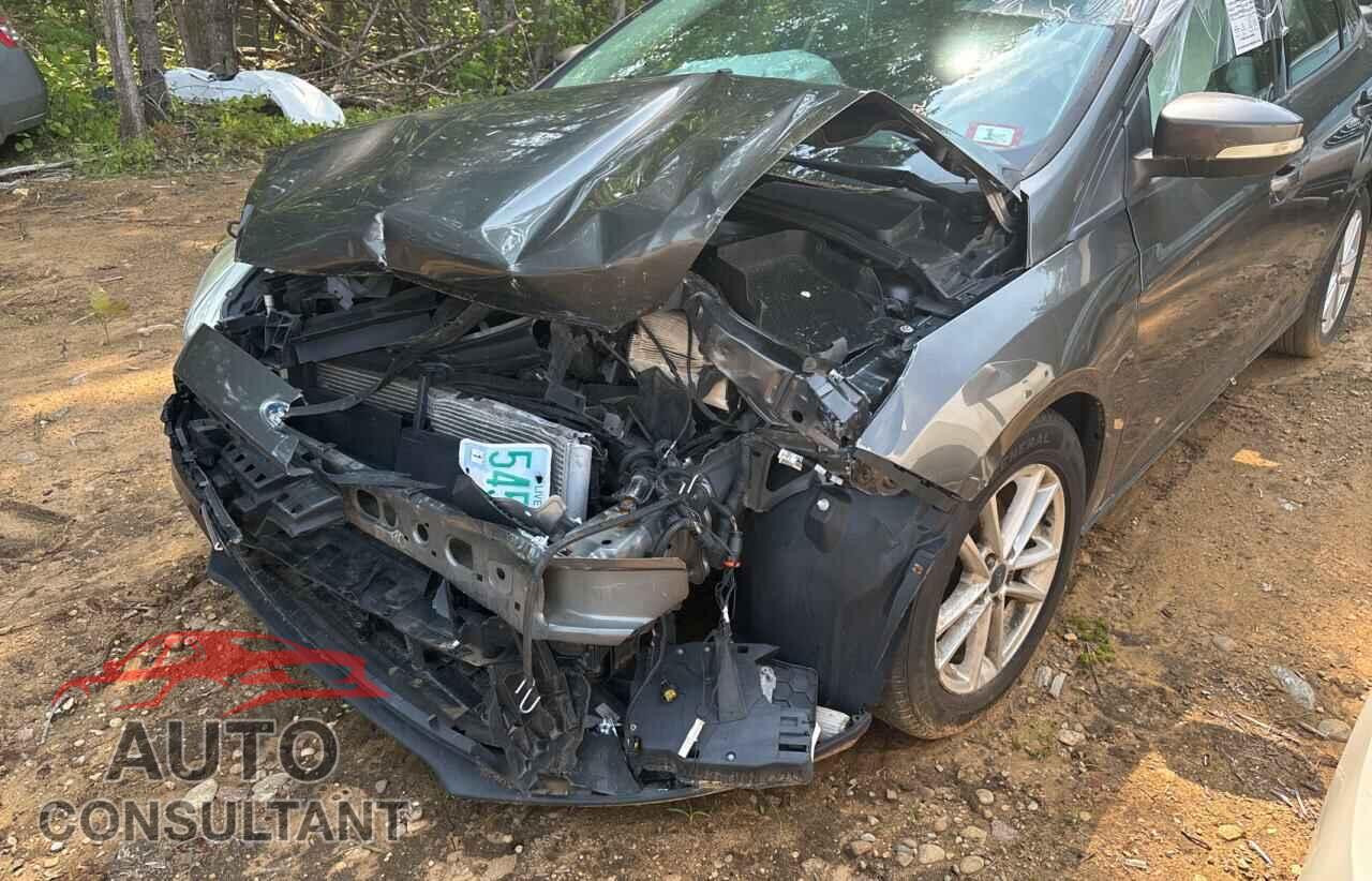 FORD FOCUS 2017 - 1FADP3F23HL200927