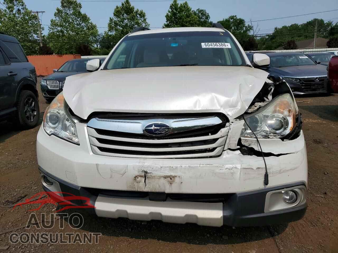 SUBARU OUTBACK 2011 - 4S4BRDLC8B2323100