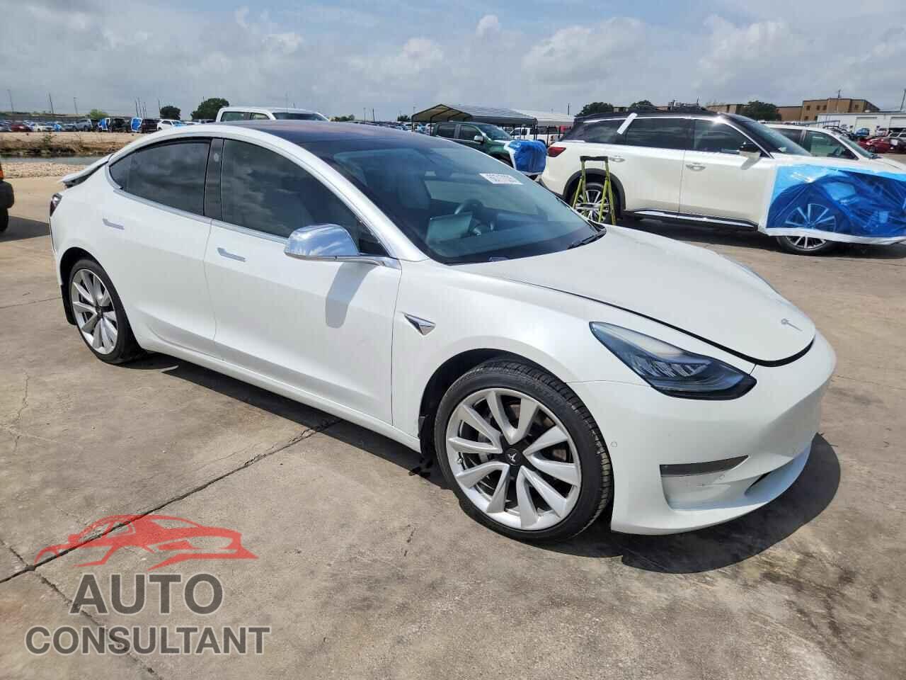 TESLA MODEL 3 2019 - 5YJ3E1EB8KF513659