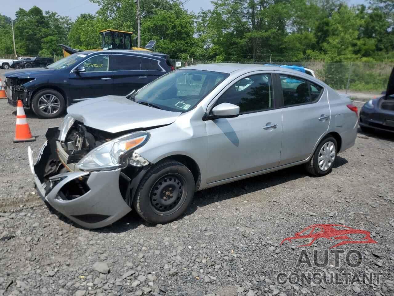 NISSAN VERSA 2019 - 3N1CN7APXKL853873