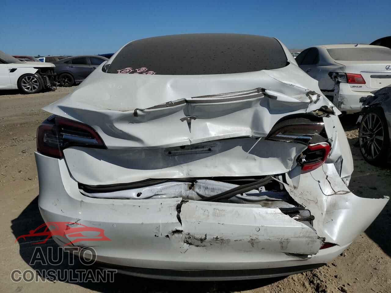 TESLA MODEL 3 2021 - 5YJ3E1EA2MF071701