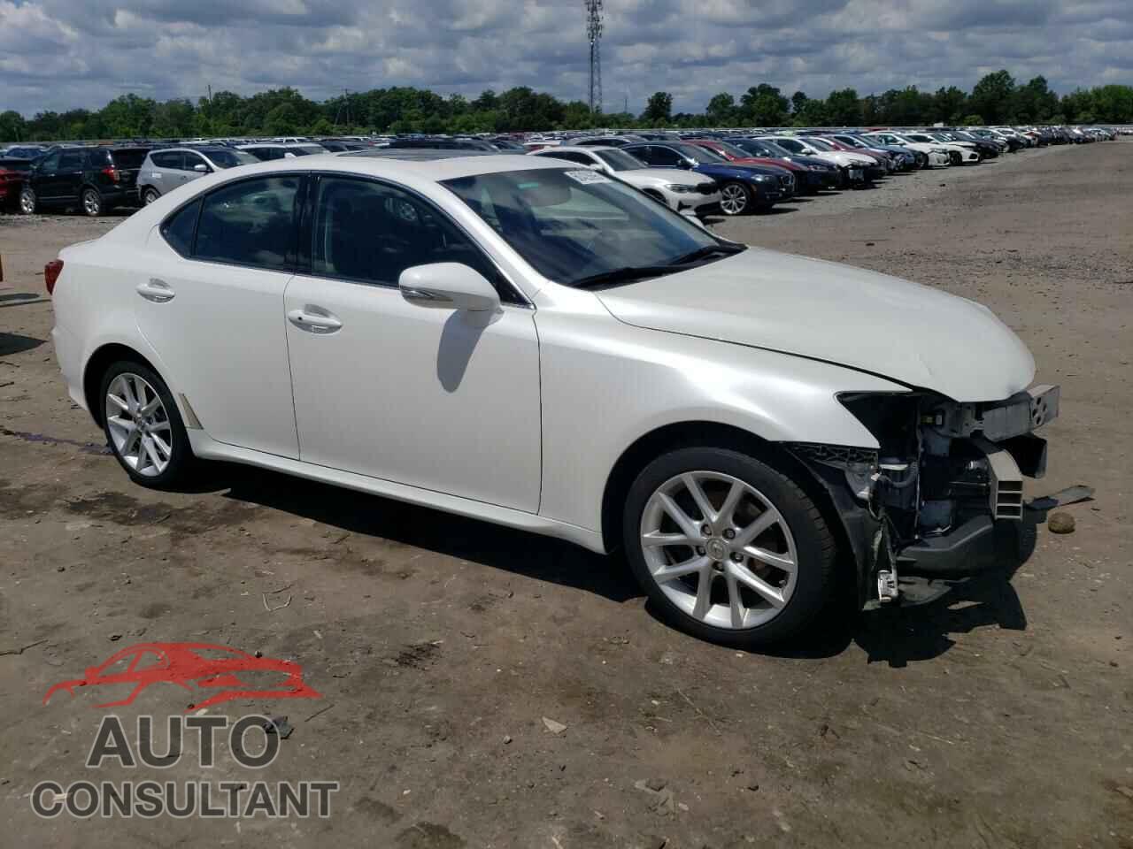 LEXUS IS 2011 - JTHCF5C24B5050197