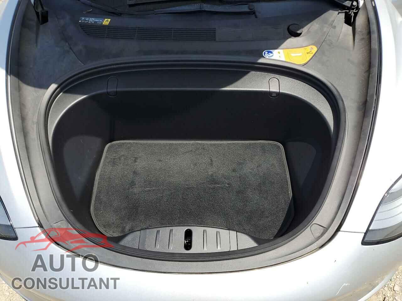 TESLA MODEL 3 2017 - 5YJ3E1EA5HF001826