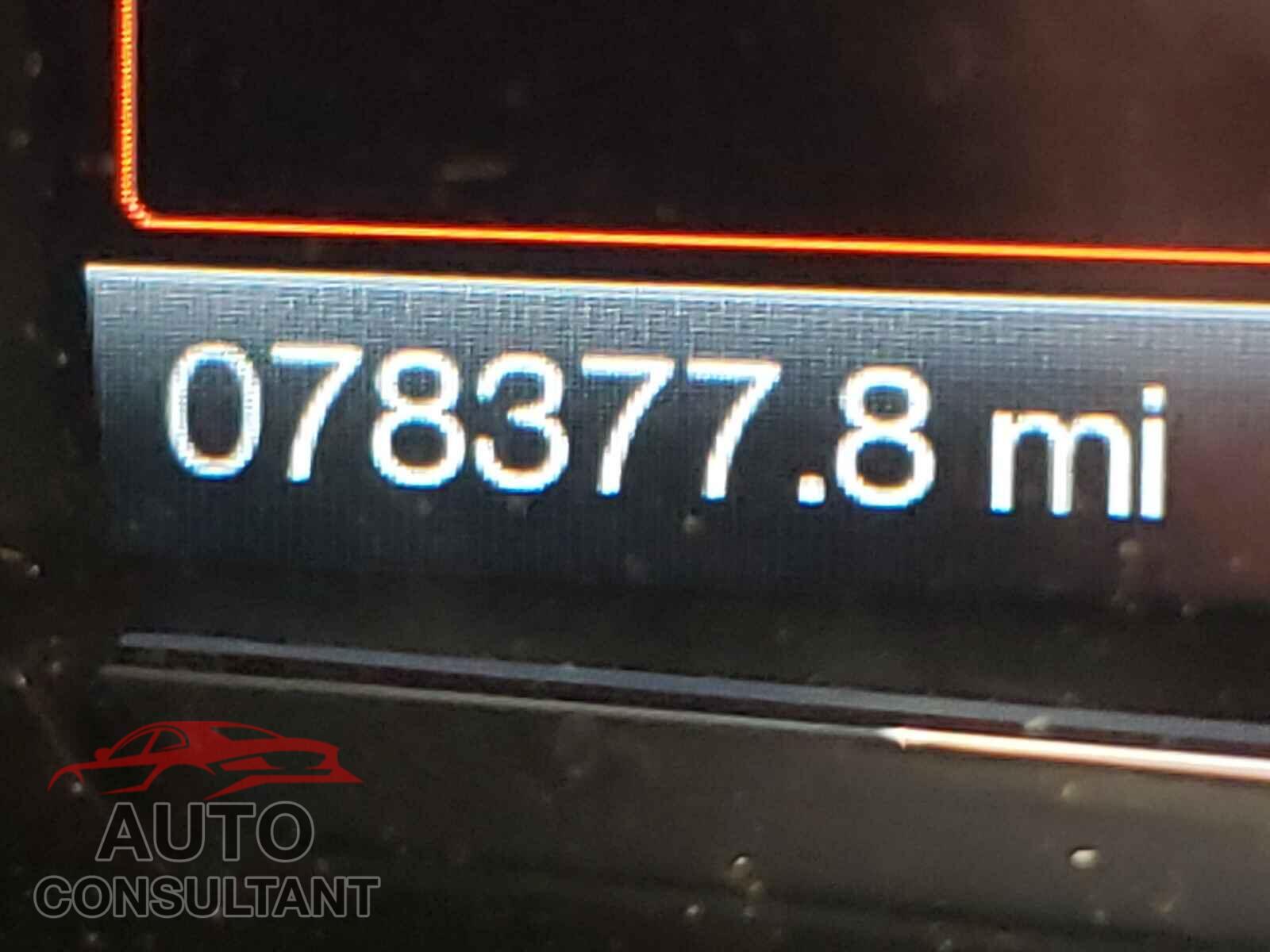 FORD TAURUS 2017 - 1FAHP2E85HG134875