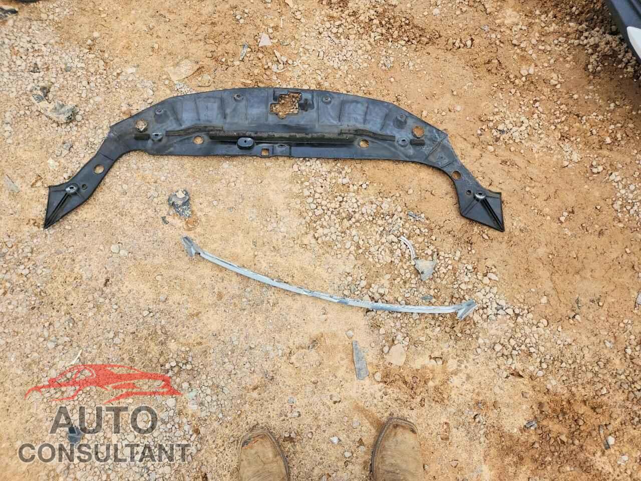 LEXUS CT 200 2012 - JTHKD5BH4C2094033