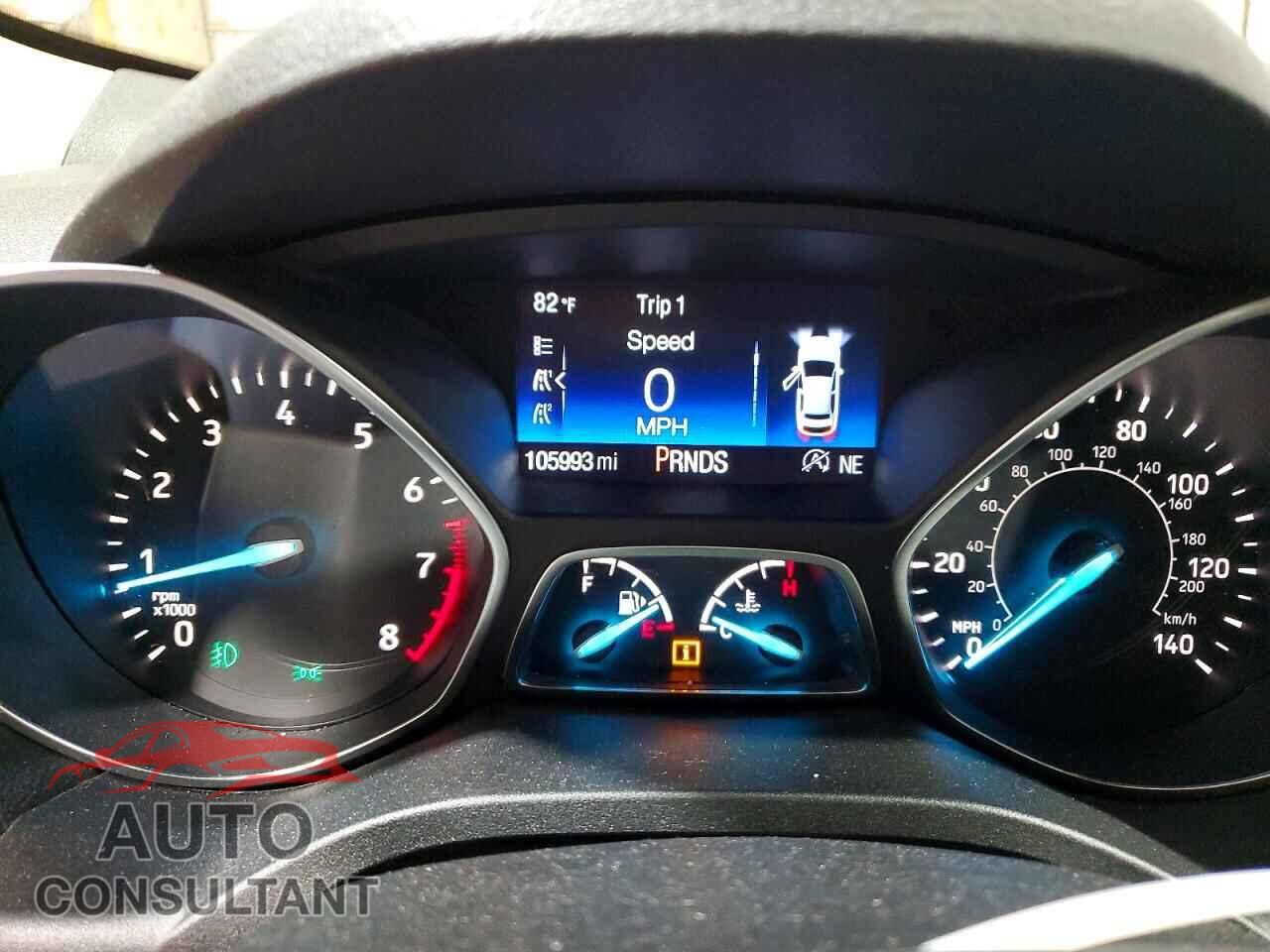 FORD ESCAPE 2017 - 1FMCU9GD0HUD17355