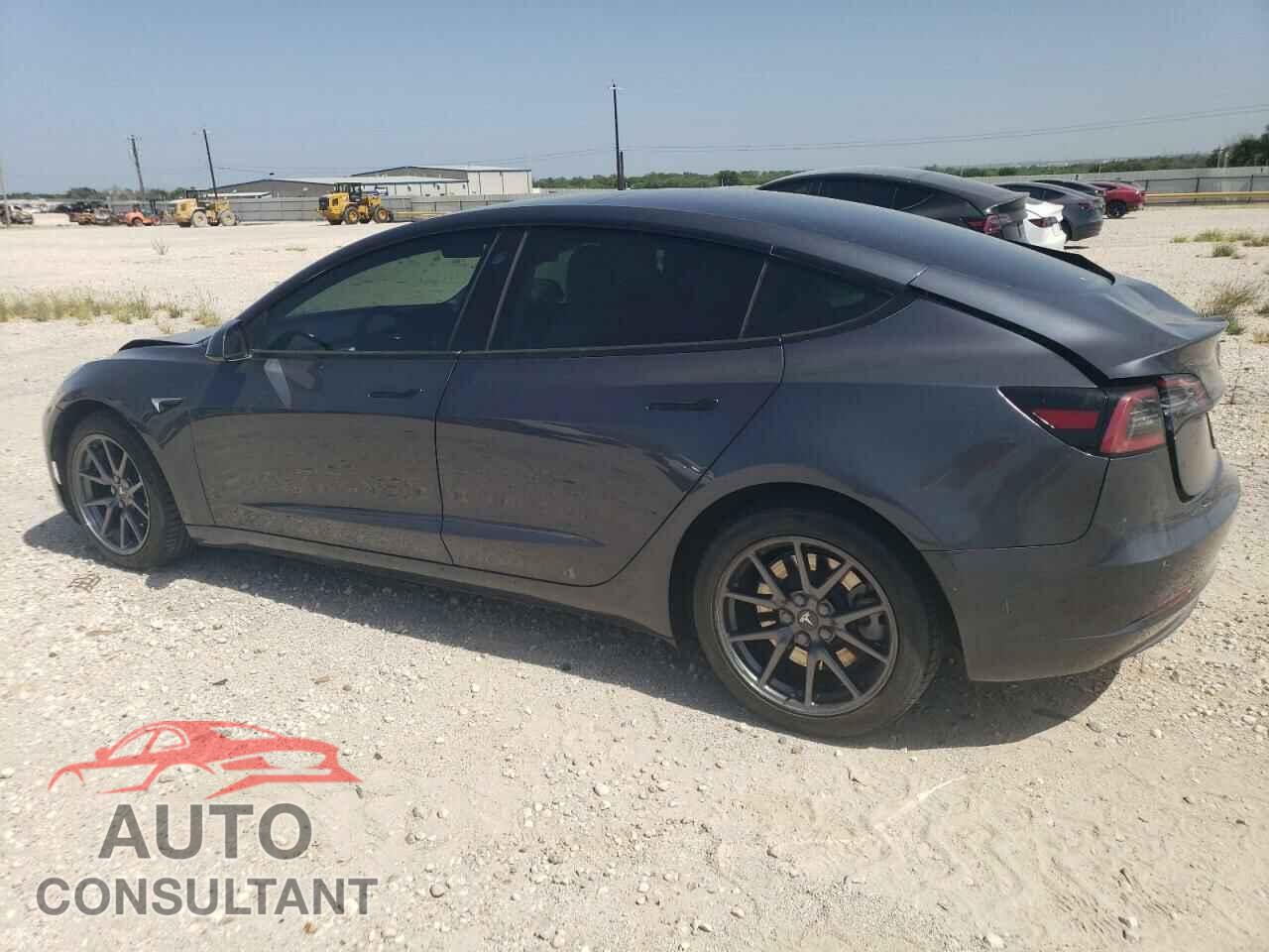 TESLA MODEL 3 2019 - 5YJ3E1EB4KF450415