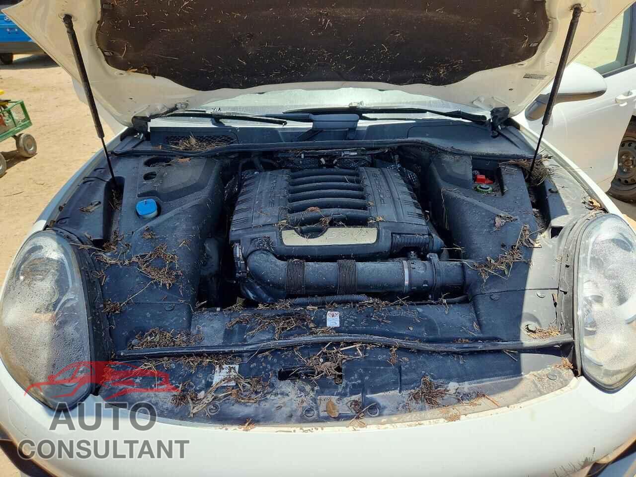 PORSCHE CAYENNE 2017 - WP1AA2A23HKA82320