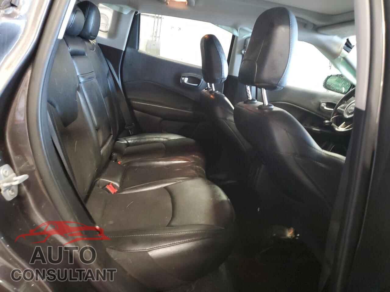JEEP COMPASS 2019 - 3C4NJDBB0KT748732