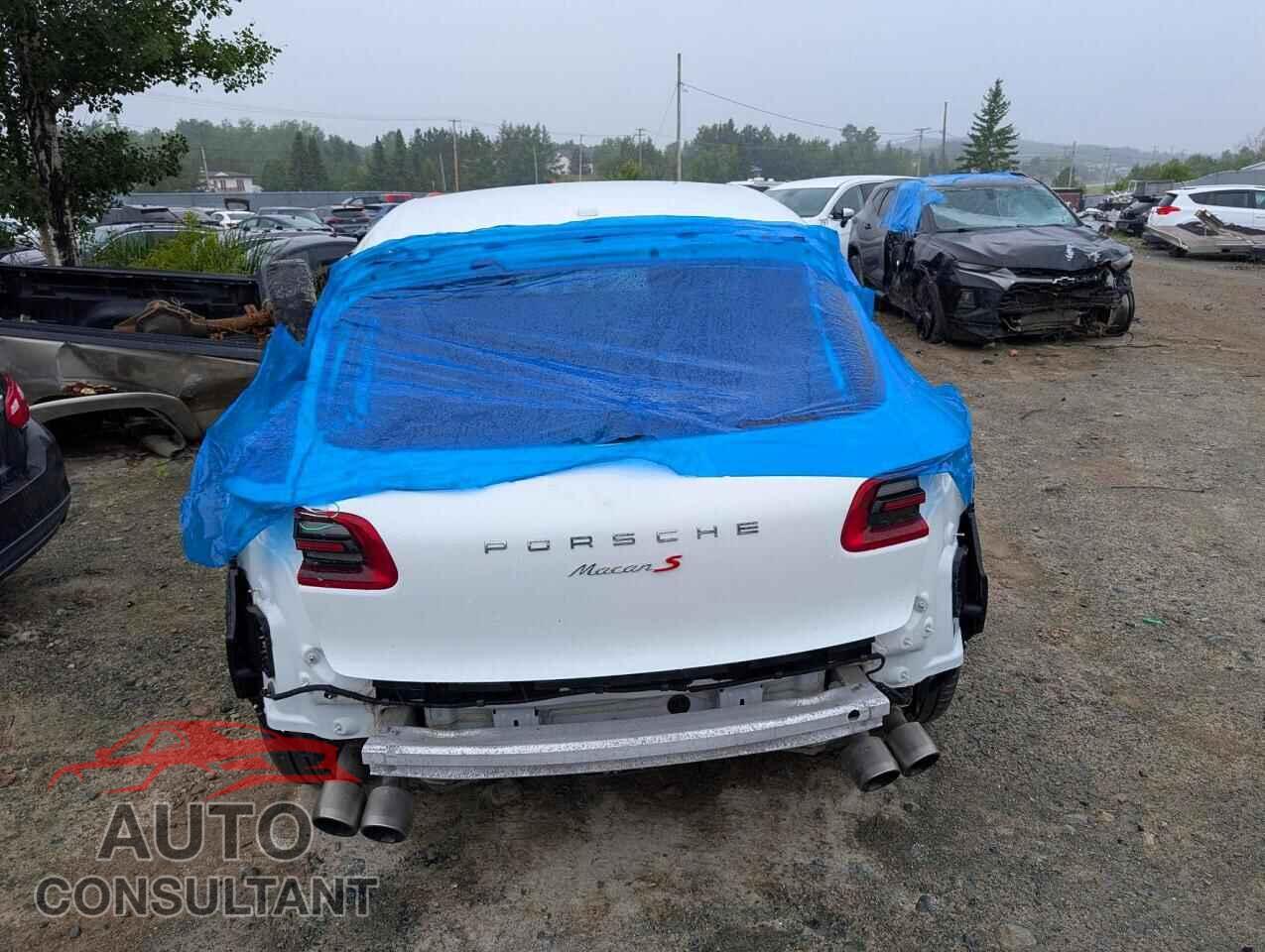 PORSCHE MACAN 2016 - WP1AB2A58GLB46870