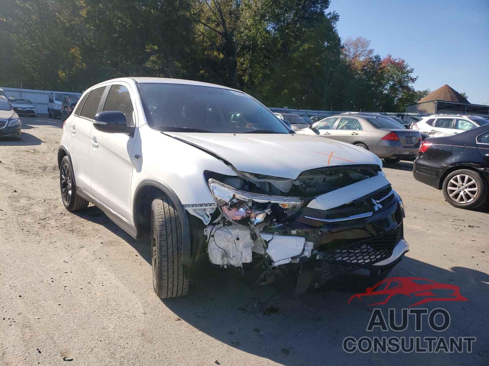 MITSUBISHI OUTLANDER 2018 - JA4AP3AU5JZ025082