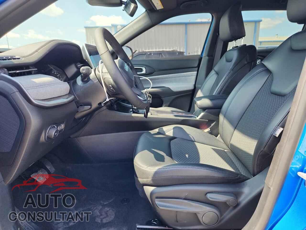JEEP COMPASS 2025 - 3C4NJDBN2ST569148