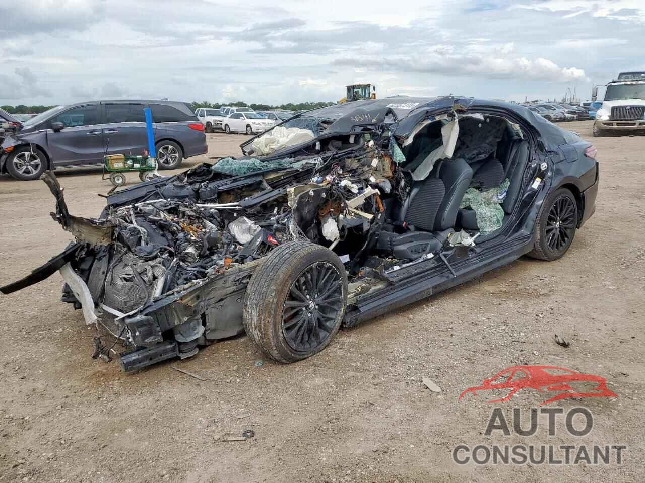 TOYOTA CAMRY 2019 - 4T1B11HK8KU243841