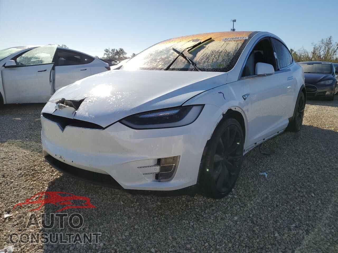 TESLA MODEL X 2016 - 5YJXCBE41GF020993