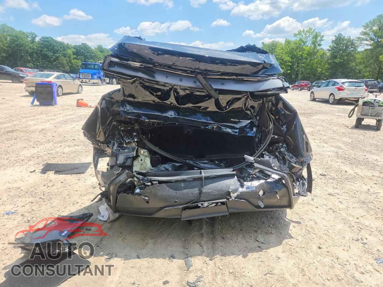 TESLA MODEL Y 2026 - 7SAYGDEE1TA629198