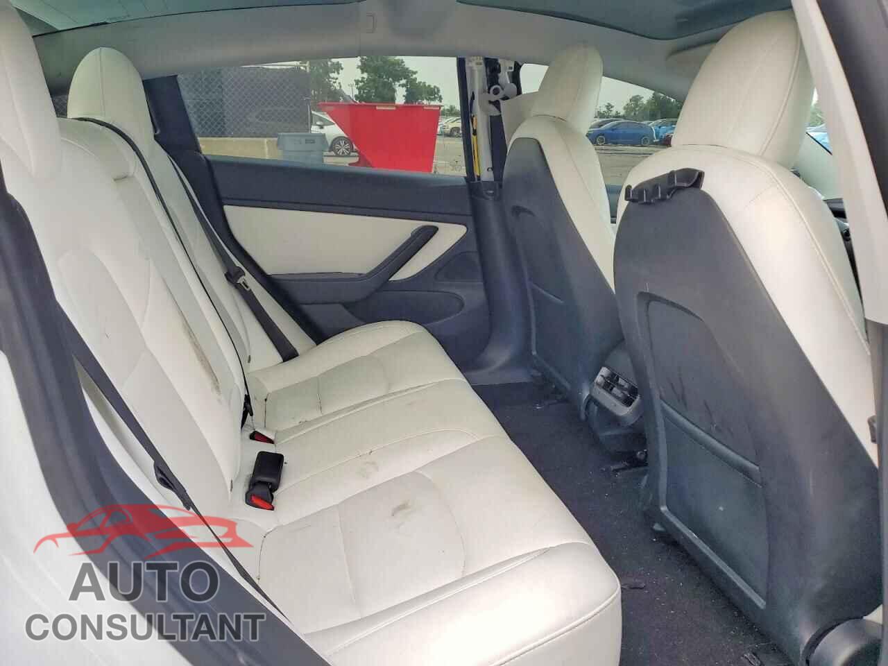 TESLA MODEL 3 2021 - 5YJ3E1EA0MF853737