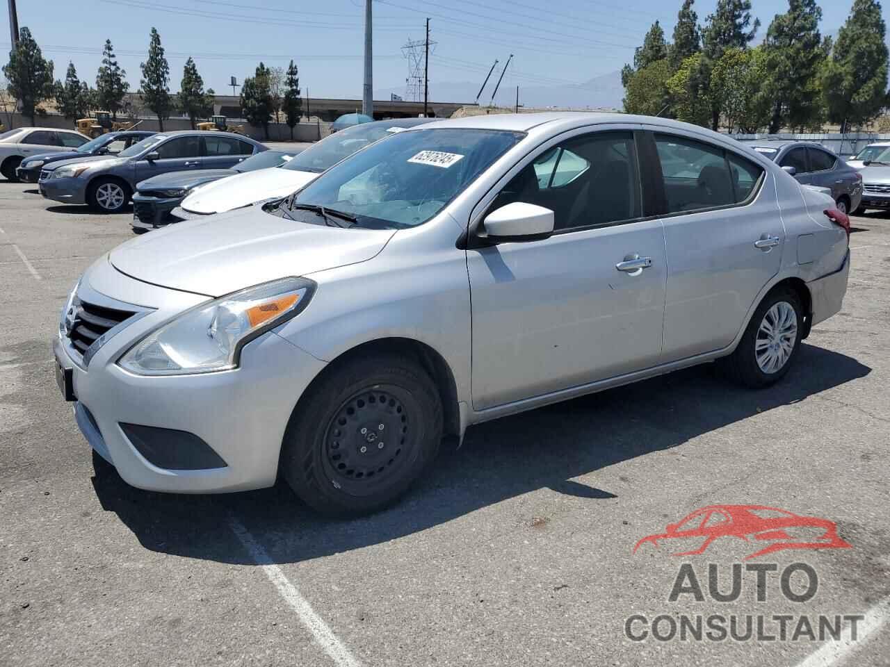 NISSAN VERSA 2017 - 3N1CN7APXHL865420