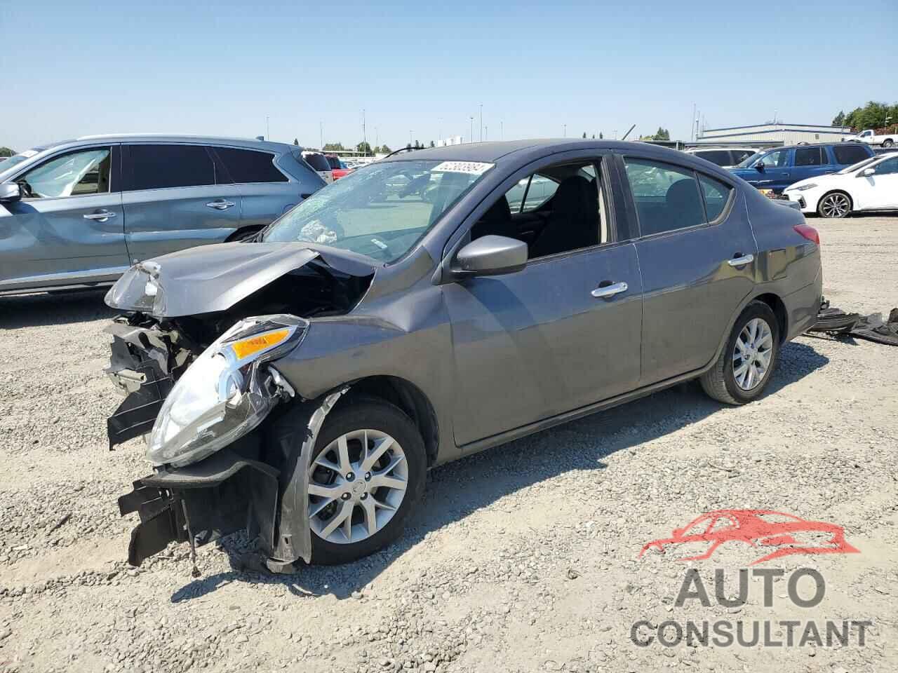 NISSAN VERSA 2018 - 3N1CN7AP4JL878606