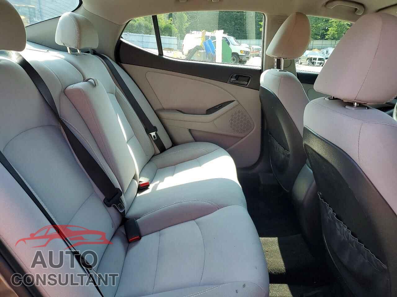 KIA OPTIMA 2015 - 5XXGM4A7XFG463843