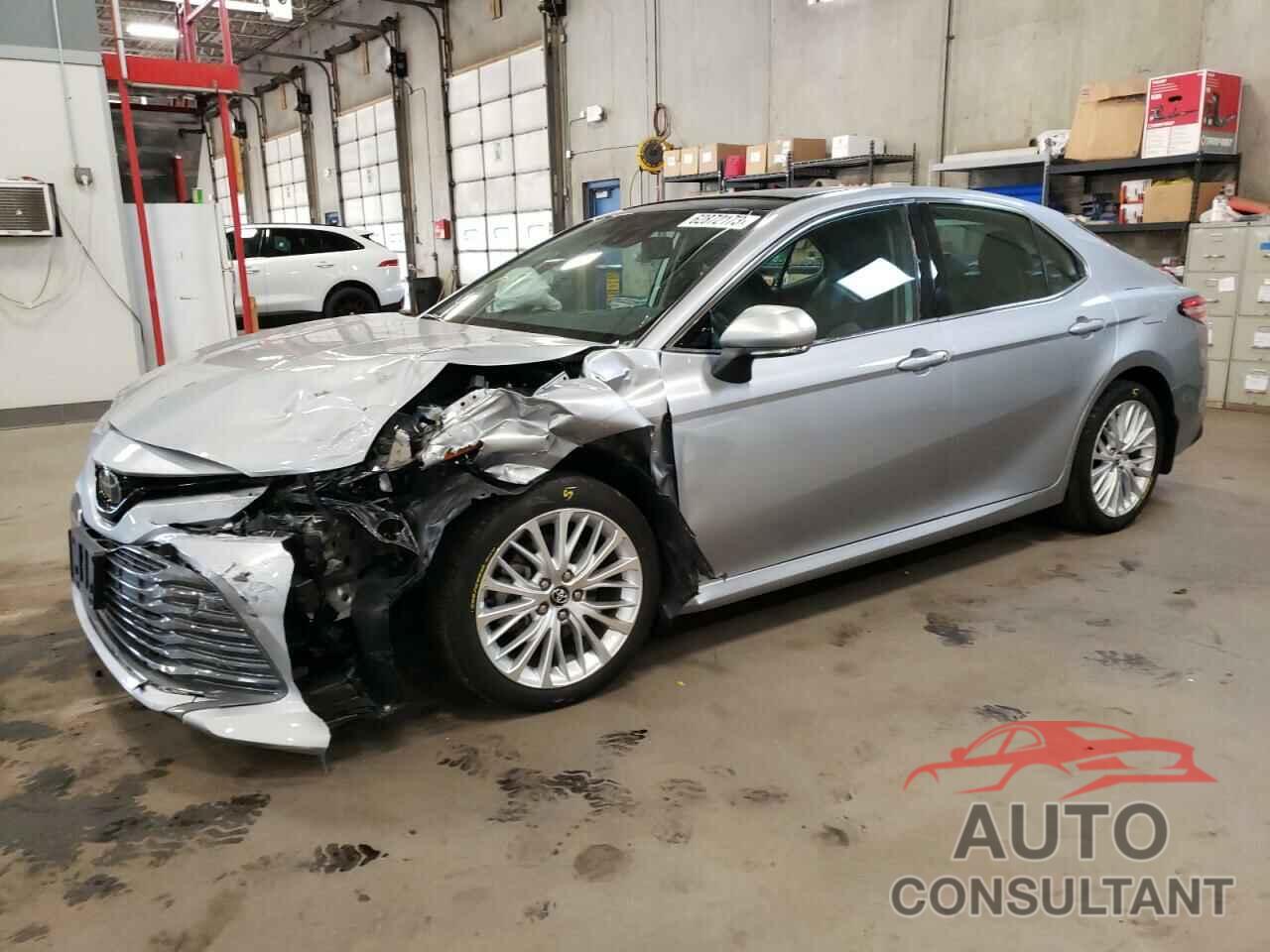TOYOTA CAMRY 2020 - 4T1F11AK2LU932870