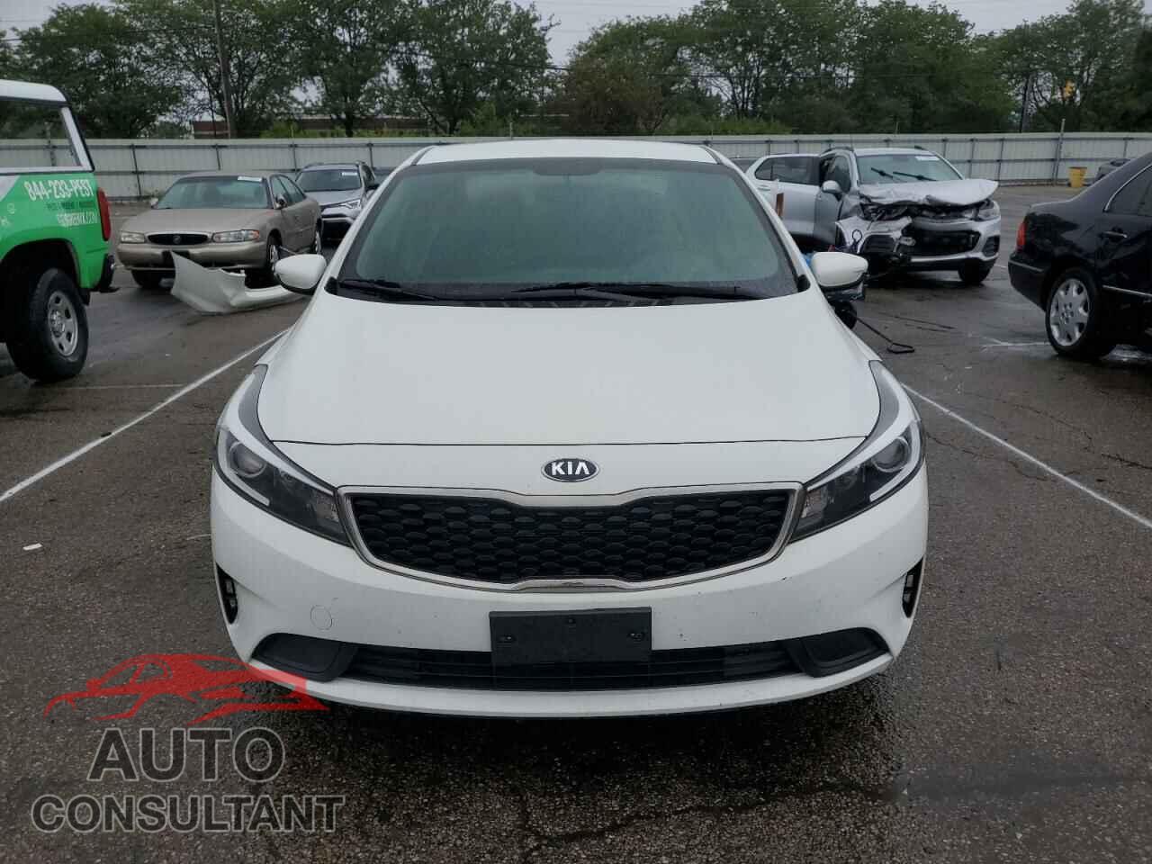 KIA FORTE 2017 - 3KPFK4A7XHE141815