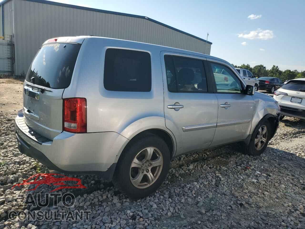 HONDA PILOT 2013 - 5FNYF3H56DB020702
