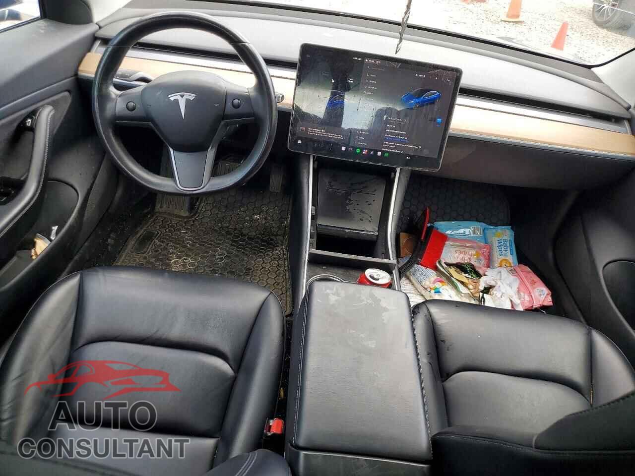 TESLA MODEL 3 2018 - 5YJ3E1EA0JF041950