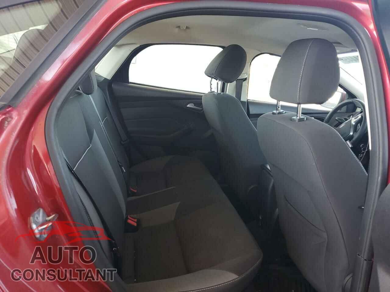 FORD FOCUS 2012 - 1FAHP3F24CL465351